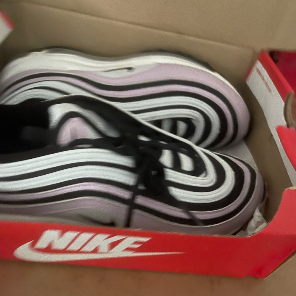 Size 9 Nike shoes all 3 pair $120.00